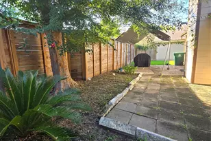 12410 Seaswept Dr, Houston, TX 77071 - Photo 33
