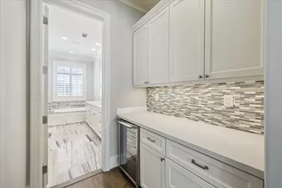 5327 Paseo Caceres Drive, Houston, TX 77007 - Photo 17