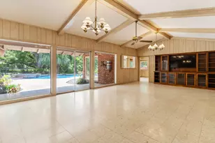 2310 Oak Dr, Bay City, TX 77414 - Photo 25