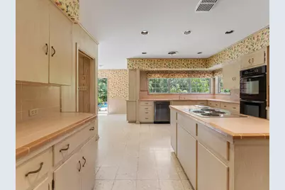 2310 Oak Drive, Bay City, TX 77414 - Photo 5