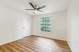 311 Heather Ln, Conroe, TX 77385 - Photo 27