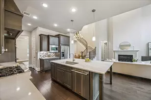 13050 Pebblebrook Dr, Houston, TX 77079 - Photo 15
