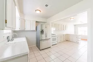5514 Vickita Dr, Houston, TX 77032 - Photo 13