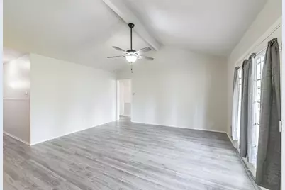 5514 Vickita Drive, Houston, TX 77032 - Photo 9