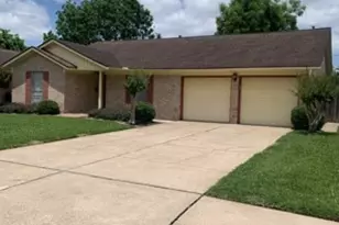 9715 Santa Monica Blvd, Houston, TX 77089 - Photo 3