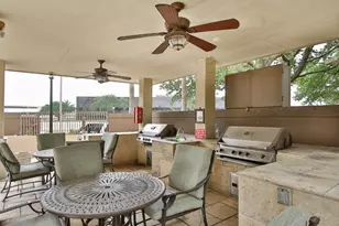 3525 Sage Rd, Houston, TX 77056 - Photo 15