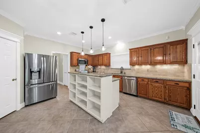 7035 Little Willow Drive, Pasadena, TX 77505 - Photo 15