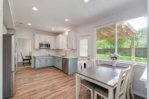 22927 Northoak Forest Ln, Spring, TX 77389 - Photo 11