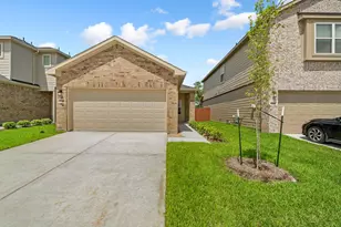 13317 Lost Boulder Dr, Houston, TX 77048 - Photo 1