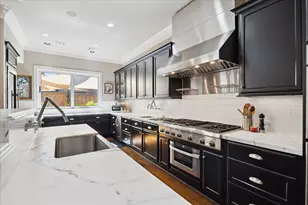 1202 Meadowlark Ln, Sugar Land, TX 77478 - Photo 13