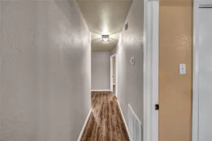 404 S 14th St, West Columbia, TX 77486 - Photo 31