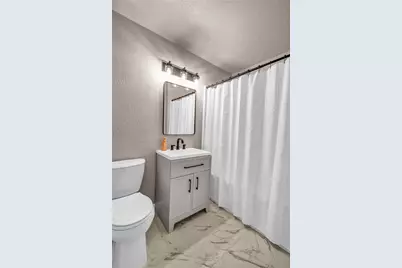 404 S 14th Street, West Columbia, TX 77486 - Photo 35