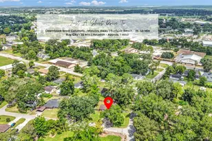 404 S 14th St, West Columbia, TX 77486 - Photo 7