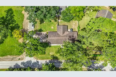404 S 14th Street, West Columbia, TX 77486 - Photo 11