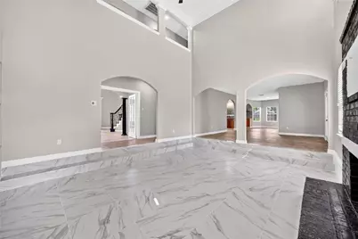8438 Darlington Drive, Houston, TX 77028 - Photo 7