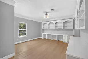 8438 Darlington Dr, Houston, TX 77028 - Photo 33