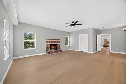 8438 Darlington Drive, Houston, TX 77028 - Photo 29