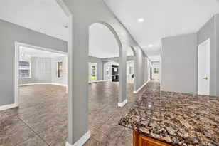 8438 Darlington Dr, Houston, TX 77028 - Photo 19