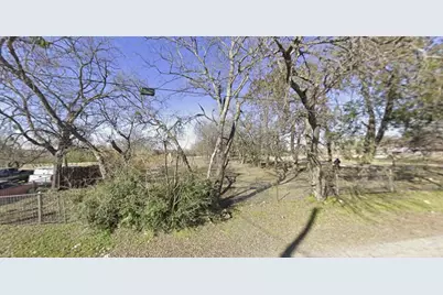 711 N Tatum Avenue, Dallas, TX 75211 - Photo 3