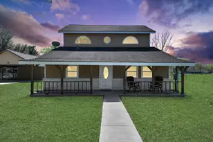 5420 August St, Alvin, TX 77511 - Photo 3