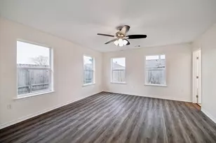 7907 Breda Dr, Baytown, TX 77521 - Photo 7