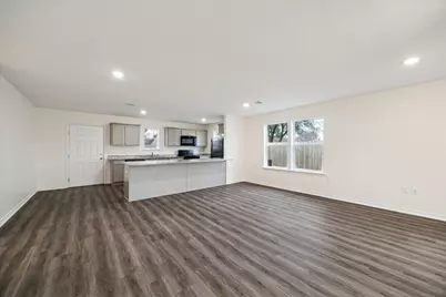 7907 Breda Drive, Baytown, TX 77521 - Photo 5