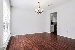 23 S Tallowberry Dr, The Woodlands, TX 77381 - Photo 9