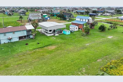 955 O Neil Road, Crystal Beach, TX 77650 - Photo 11