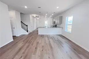 1982 S Riverside Circle, Dayton, TX 77535 - Photo 5