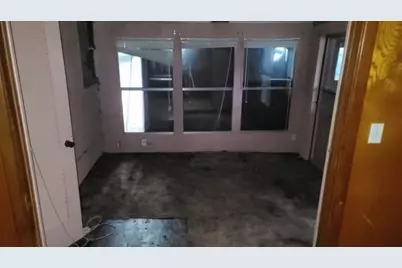 8318 Mattby Street, Houston, TX 77061 - Photo 9