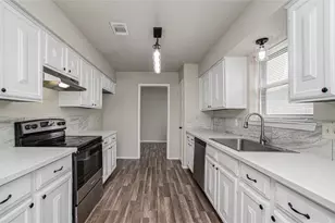 14854 Shottery Dr, Houston, TX 77015 - Photo 11