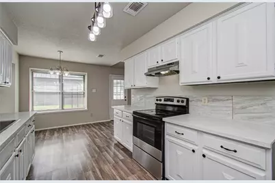 14854 Shottery Drive, Houston, TX 77015 - Photo 13