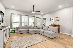 8910 Beacon Mill Dr, Cypress, TX 77433 - Photo 5