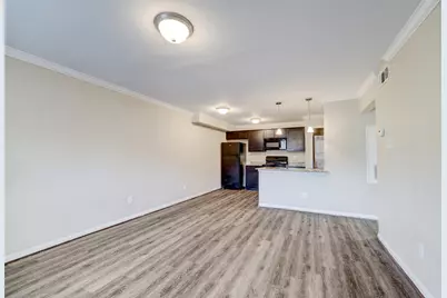 1600 W T C Jester Boulevard #58, Houston, TX 77008 - Photo 1