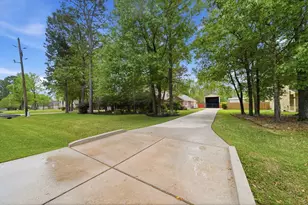 5803 Lotus Ln, Magnolia, TX 77354 - Photo 45
