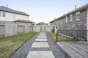 105 Montecito Ct, Manvel, TX 77578 - Photo 7