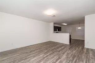 5438 Quail Cove Ln, Houston, TX 77053 - Photo 3