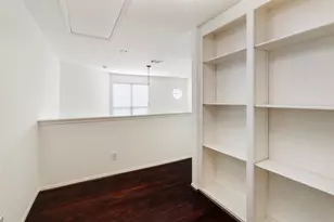 2213 Stanford St, Houston, TX 77006 - Photo 9