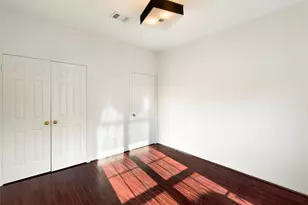 2213 Stanford St, Houston, TX 77006 - Photo 7