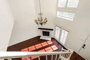2213 Stanford St, Houston, TX 77006 - Photo 11