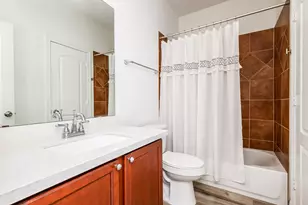 4655 Trembling Forest Ln, Houston, TX 77092 - Photo 17