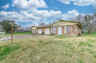 11617 Fleming Dr, Houston, TX 77013 - Photo 3