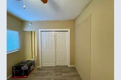 1814 Avenue M 1/2 #7, Galveston, TX 77550 - Photo 5