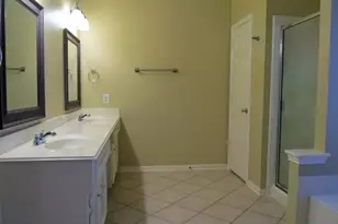 104 Laguna Pointe Dr, League City, TX 77573 - Photo 9