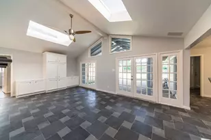 3627 Tartan Ln, Houston, TX 77025 - Photo 11