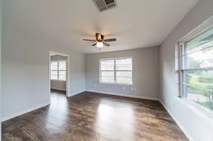 3627 Tartan Ln, Houston, TX 77025 - Photo 5