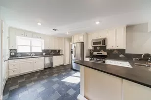 3627 Tartan Ln, Houston, TX 77025 - Photo 15