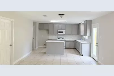 15618 Ashbournne Springs, Cypress, TX 77095 - Photo 11