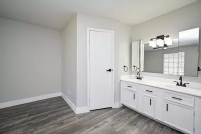 9090 S Braeswood Boulevard #86, Houston, TX 77074 - Photo 25