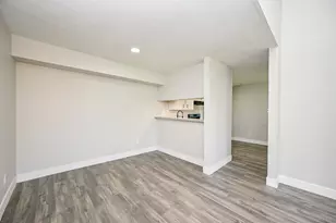 9090 S Braeswood Blvd, Houston, TX 77074 - Photo 7